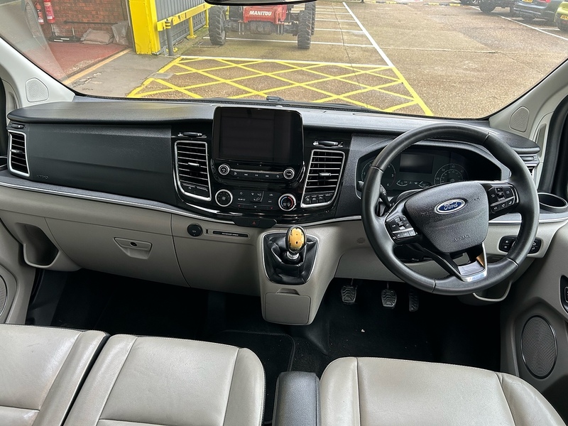 Ford 2.0 320 EcoBlue MHEV Titanium Minibus Double Cab 5dr Diesel Manual L2 Euro 6 (s/s) (130 ps)