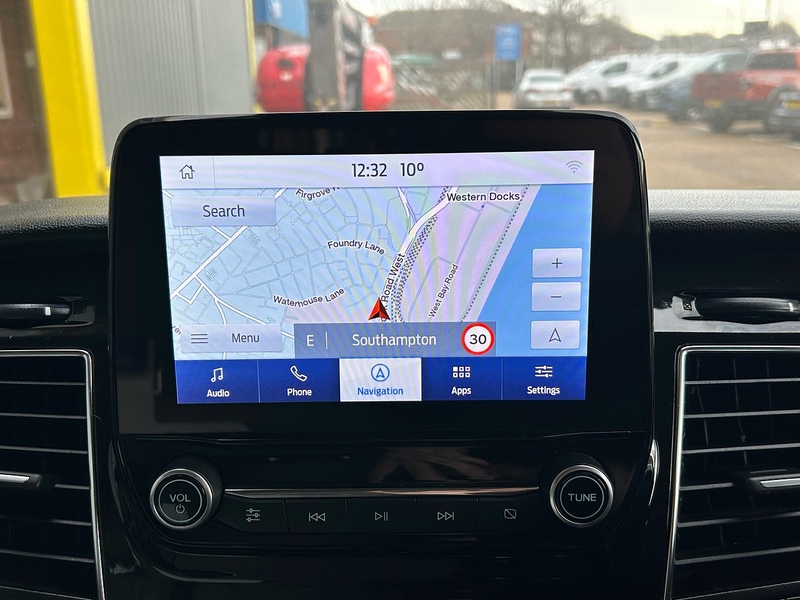 Ford 2.0 320 EcoBlue MHEV Titanium Minibus Double Cab 5dr Diesel Manual L2 Euro 6 (s/s) (130 ps)