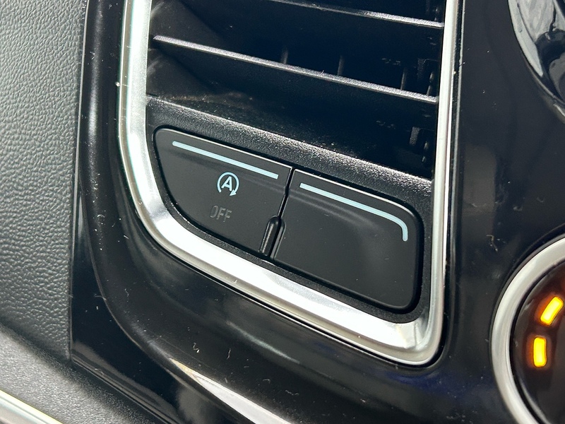 Ford 2.0 320 EcoBlue MHEV Titanium Minibus Double Cab 5dr Diesel Manual L2 Euro 6 (s/s) (130 ps)