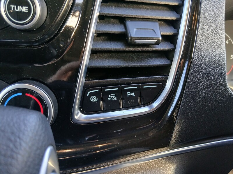 Ford 2.0 320 EcoBlue Titanium Minibus Double Cab 5dr Diesel Auto L2 Euro 6 (s/s) (130 ps)