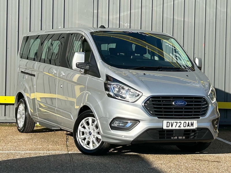 Ford 2.0 320 EcoBlue Titanium Minibus Double Cab 5dr Diesel Auto L2 Euro 6 (s/s) (130 ps)