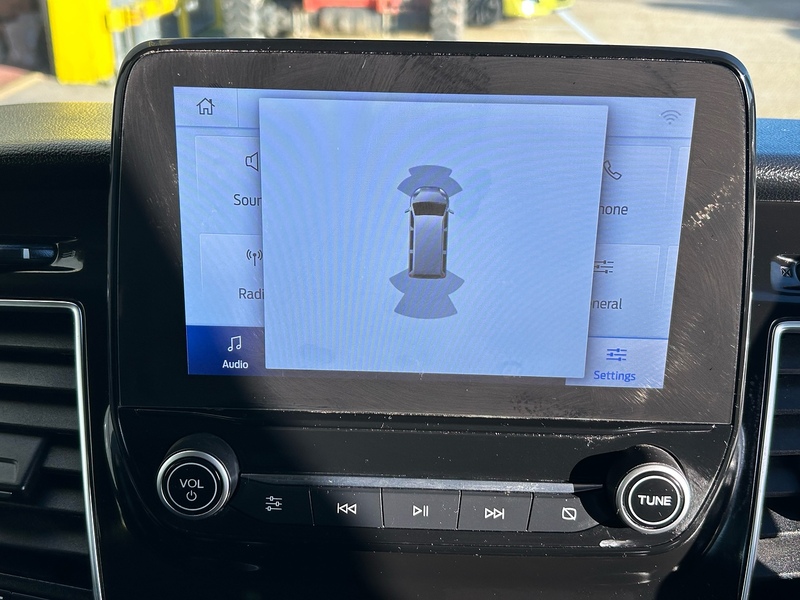 Ford 2.0 320 EcoBlue Titanium Minibus Double Cab 5dr Diesel Auto L2 Euro 6 (s/s) (130 ps)