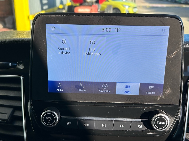 Ford 2.0 320 EcoBlue Titanium Minibus Double Cab 5dr Diesel Auto L2 Euro 6 (s/s) (130 ps)