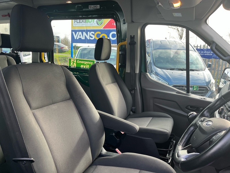 Ford 2.0 460 EcoBlue Trend Minibus Double Cab 5dr Diesel Manual RWD L4 H3 Euro 6 (s/s) (17 Seat, DRW) (130 ps)
