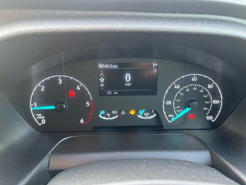 Ford 2.0 460 EcoBlue Trend Minibus Double Cab 5dr Diesel Manual RWD L4 H3 Euro 6 (s/s) (17 Seat, DRW) (130 ps)