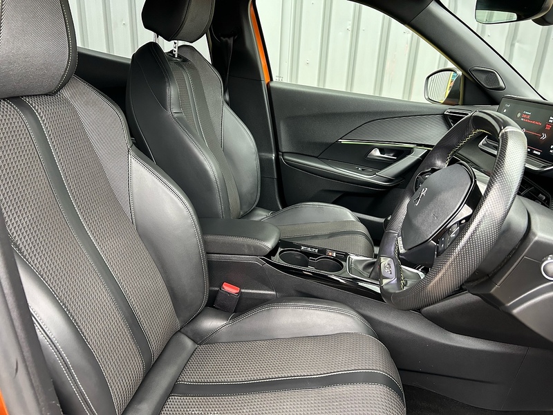 Peugeot 1.2 PureTech GT SUV 5dr Petrol Manual Euro 6 (s/s) (130 ps)