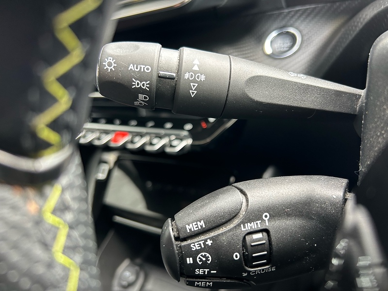 Peugeot 1.2 PureTech GT SUV 5dr Petrol Manual Euro 6 (s/s) (130 ps)