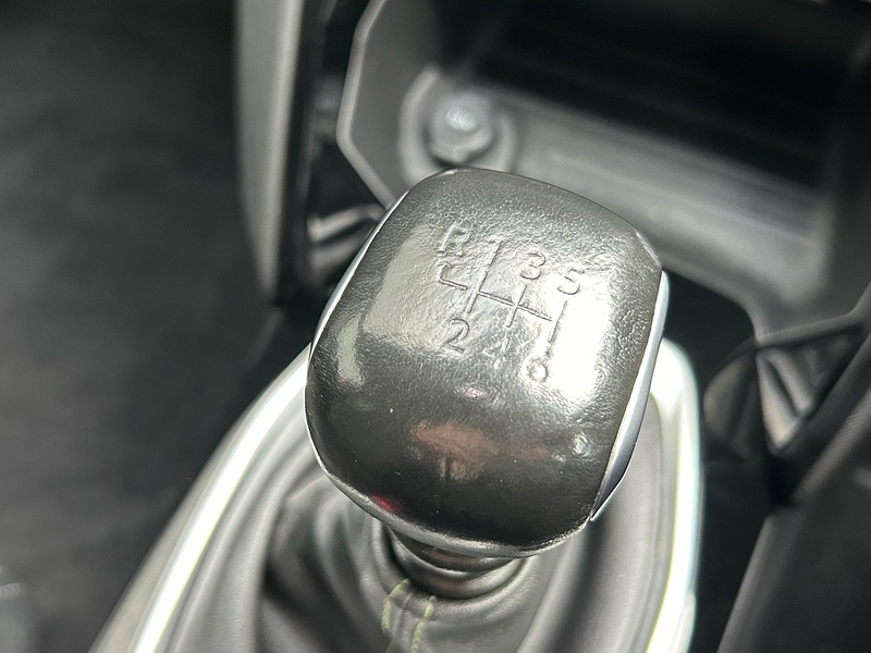 Peugeot 1.2 PureTech GT SUV 5dr Petrol Manual Euro 6 (s/s) (130 ps)