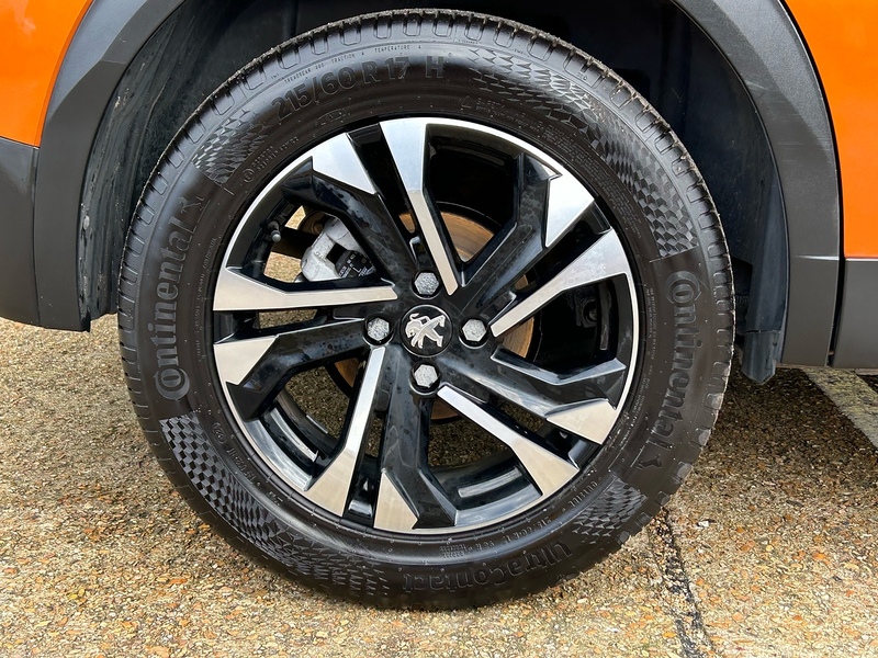 Peugeot 1.2 PureTech GT SUV 5dr Petrol Manual Euro 6 (s/s) (130 ps)