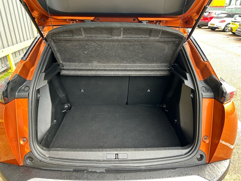 Peugeot 1.2 PureTech GT SUV 5dr Petrol Manual Euro 6 (s/s) (130 ps)