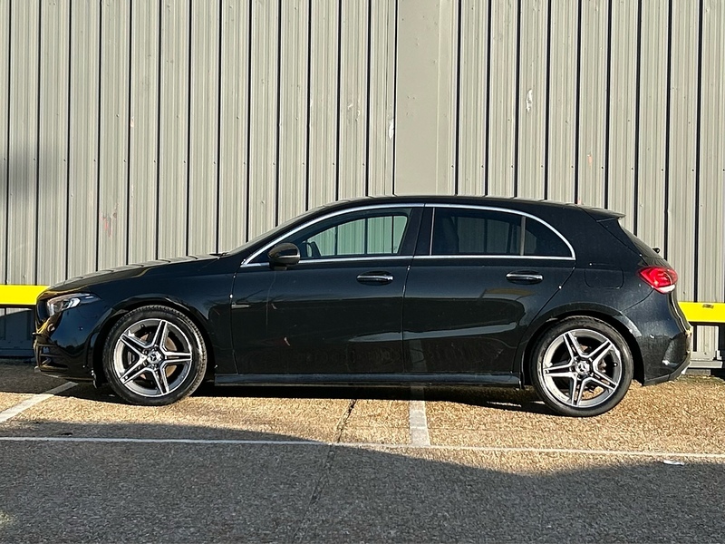 Mercedes-Benz 1.5 A180d AMG Line (Premium 2) Hatchback 5dr Diesel Manual Euro 6 (s/s) (116 ps)