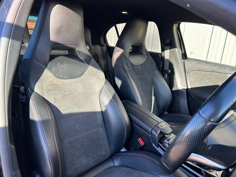 Mercedes-Benz 1.5 A180d AMG Line (Premium 2) Hatchback 5dr Diesel Manual Euro 6 (s/s) (116 ps)