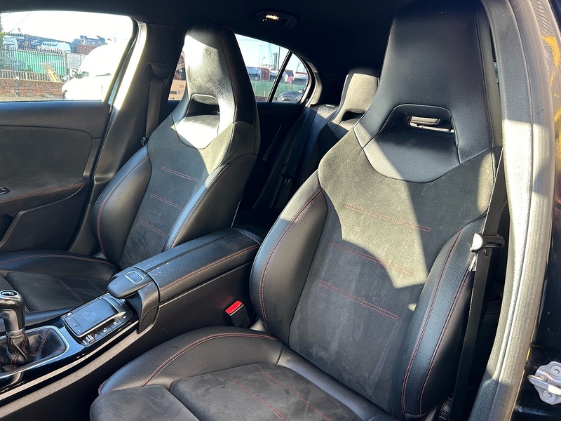 Mercedes-Benz 1.5 A180d AMG Line (Premium 2) Hatchback 5dr Diesel Manual Euro 6 (s/s) (116 ps)