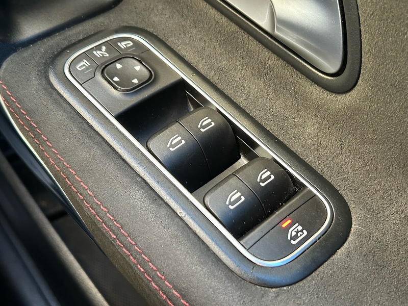 Mercedes-Benz 1.5 A180d AMG Line (Premium 2) Hatchback 5dr Diesel Manual Euro 6 (s/s) (116 ps)