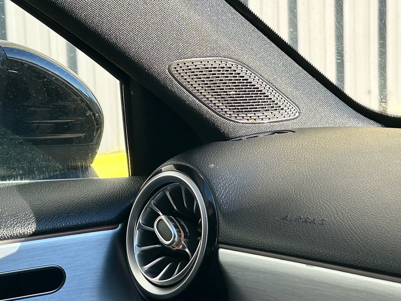 Mercedes-Benz 1.5 A180d AMG Line (Premium 2) Hatchback 5dr Diesel Manual Euro 6 (s/s) (116 ps)