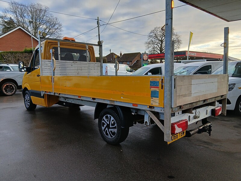 Mercedes-Benz 2.1 313 CDI Chassis Cab 2dr Diesel Manual RWD L1 (129 bhp) 2.1 2dr Dropside Manual Diesel