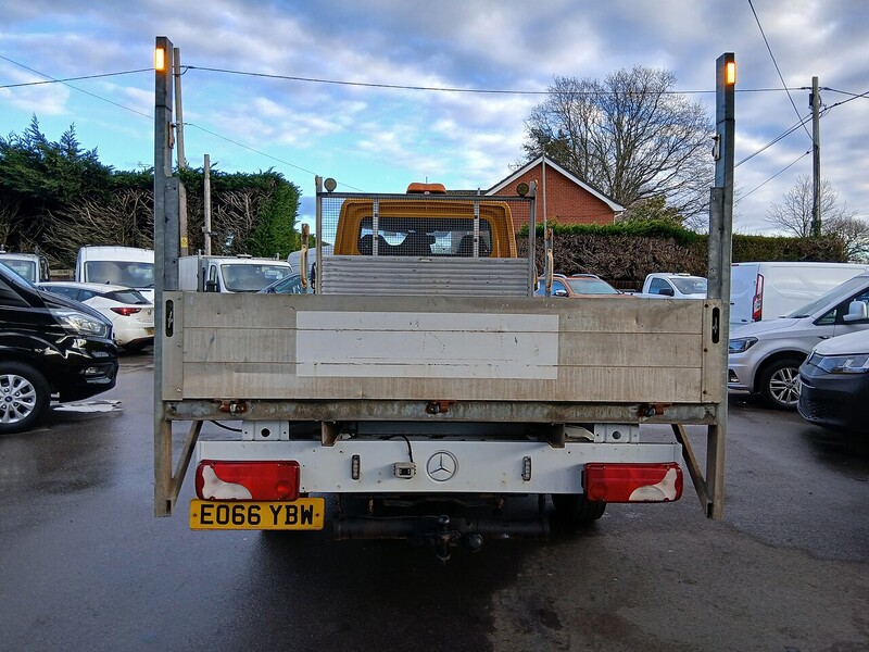 Mercedes-Benz 2.1 313 CDI Chassis Cab 2dr Diesel Manual RWD L1 (129 bhp) 2.1 2dr Dropside Manual Diesel