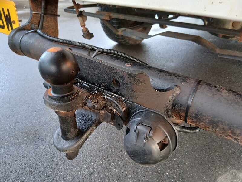 Mercedes-Benz 2.1 313 CDI Chassis Cab 2dr Diesel Manual RWD L1 (129 bhp) 2.1 2dr Dropside Manual Diesel