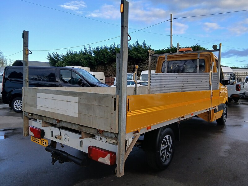 Mercedes-Benz 2.1 313 CDI Chassis Cab 2dr Diesel Manual RWD L1 (129 bhp) 2.1 2dr Dropside Manual Diesel