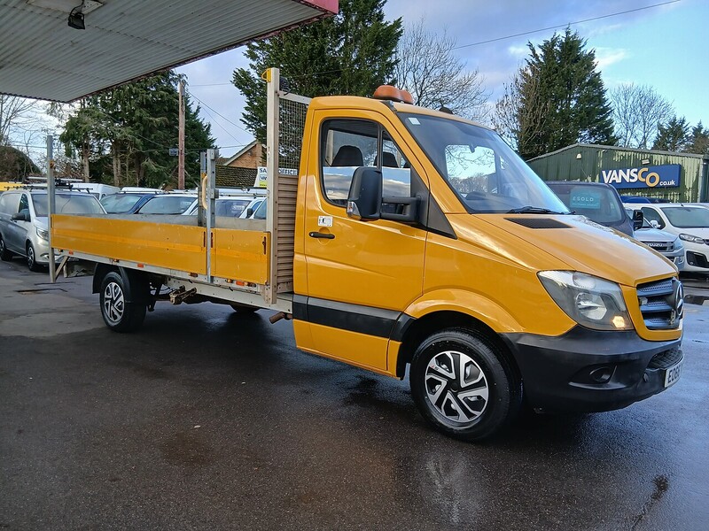Mercedes-Benz 2.1 313 CDI Chassis Cab 2dr Diesel Manual RWD L1 (129 bhp) 2.1 2dr Dropside Manual Diesel