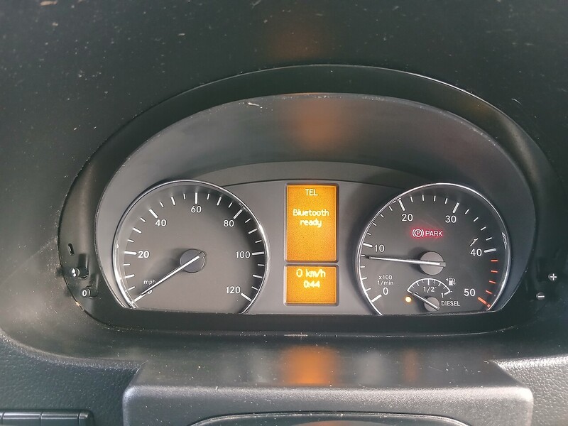 Mercedes-Benz 2.1 313 CDI Chassis Cab 2dr Diesel Manual RWD L1 (129 bhp) 2.1 2dr Dropside Manual Diesel