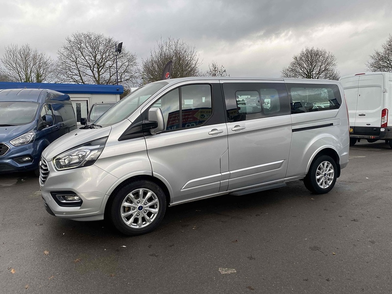 Ford 2.0 320 EcoBlue Titanium Minibus Double Cab 5dr Diesel Auto L2 Euro 6 (s/s) (130 ps)