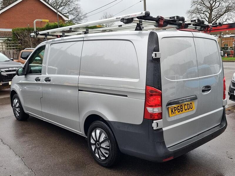 Mercedes-Benz 1.6 111 CDI Panel Van 6dr Diesel Manual FWD L2 Euro 6 (114 ps)