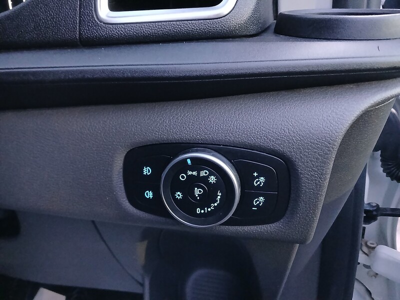 Ford 2.0 300 EcoBlue Limited Panel Van 5dr Diesel Manual L2 H1 Euro 6 (s/s) (130 ps)