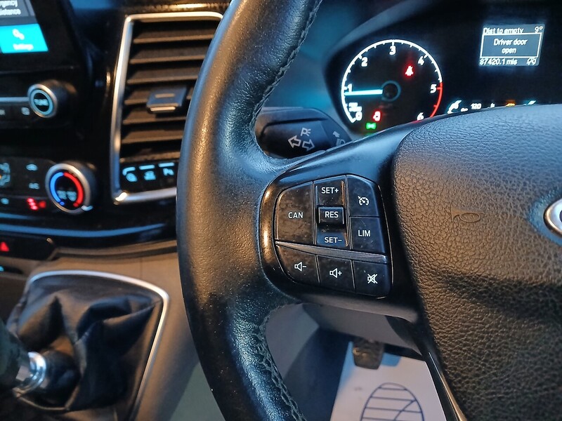 Ford 2.0 300 EcoBlue Limited Panel Van 5dr Diesel Manual L2 H1 Euro 6 (s/s) (130 ps)