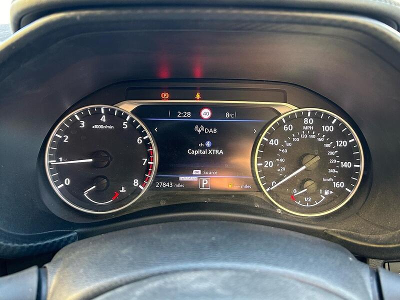 Nissan 1.0 DIG-T Tekna SUV 5dr Petrol DCT Auto Euro 6 (s/s) (114 ps)