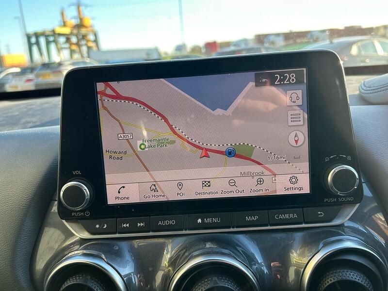 Nissan 1.0 DIG-T Tekna SUV 5dr Petrol DCT Auto Euro 6 (s/s) (114 ps)