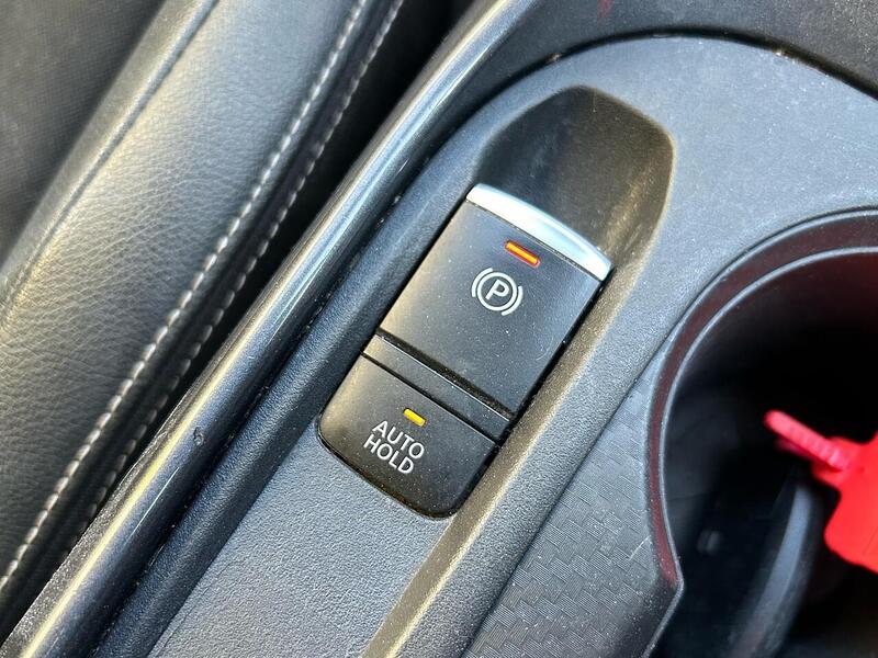 Nissan 1.0 DIG-T Tekna SUV 5dr Petrol DCT Auto Euro 6 (s/s) (114 ps)