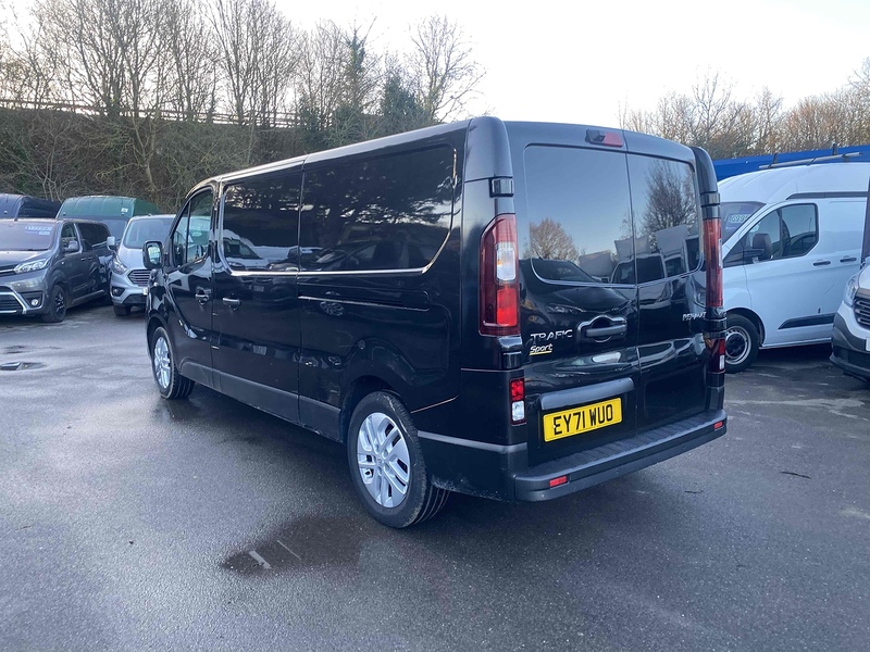 Renault 2.0 dCi ENERGY 30 Sport Panel Van 5dr Diesel Manual LWB Standard Roof Euro 6 (s/s) (120 ps)