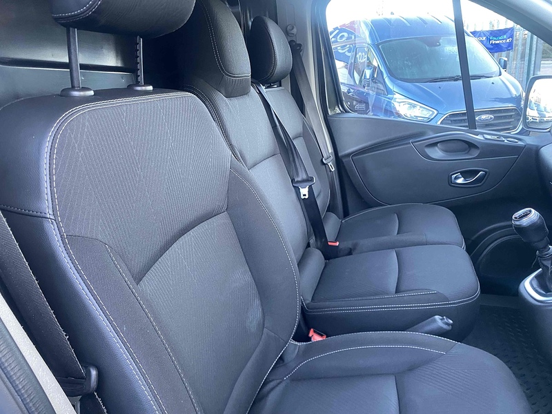 Renault 2.0 dCi ENERGY 30 Sport Panel Van 5dr Diesel Manual LWB Standard Roof Euro 6 (s/s) (120 ps)