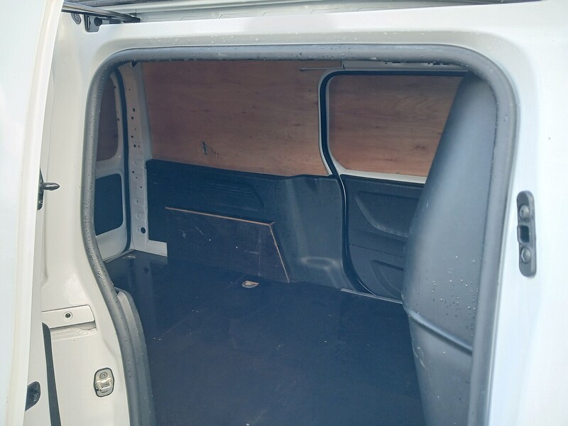 Peugeot 1.5 BlueHDi 950 Asphalt Premium Long Panel Van 6dr Diesel EAT8 LWB Euro 6 (s/s) (130 bhp)