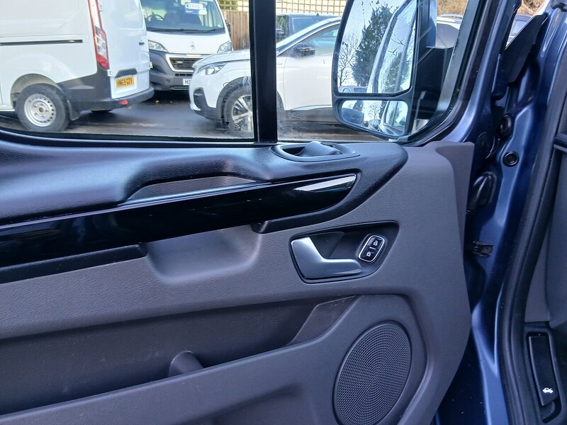 Ford 2.0 280 EcoBlue Limited Panel Van 5dr Diesel Manual L1 H1 Euro 6 (s/s) (130 ps)