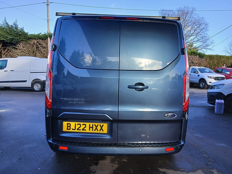 Ford 2.0 280 EcoBlue Limited Panel Van 5dr Diesel Manual L1 H1 Euro 6 (s/s) (130 ps)