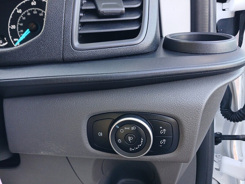 Ford 2.0 300 EcoBlue Leader Crew Van Double Cab 5dr Diesel Manual L1 H1 Euro 6 (s/s) (105 ps)