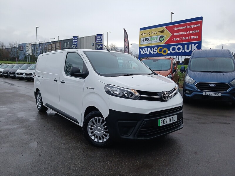 Toyota 50KWh Icon Medium Panel Van 6dr Electric Auto MWB (7kW OBC) (136 bhp)