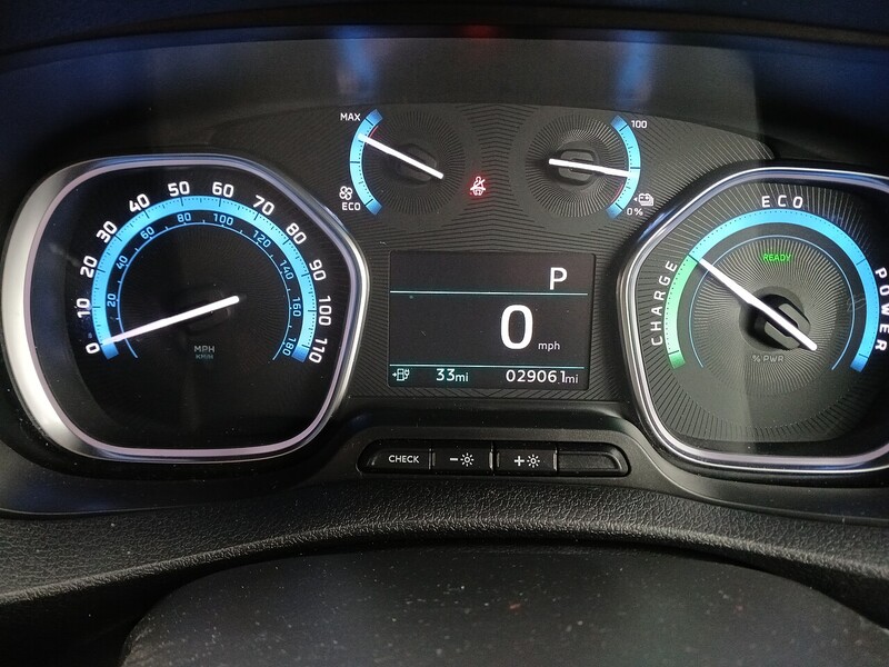 Toyota 50KWh Icon Medium Panel Van 6dr Electric Auto MWB (7kW OBC) (136 bhp)