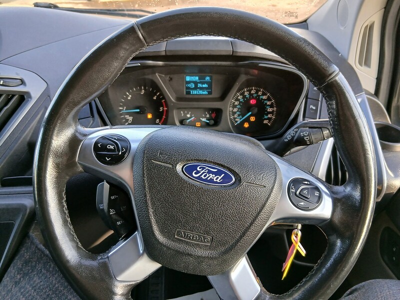 Ford 2.0 310 EcoBlue Titanium Minibus Double Cab 5dr Diesel Auto L2 Euro 6 (s/s) (130 ps)