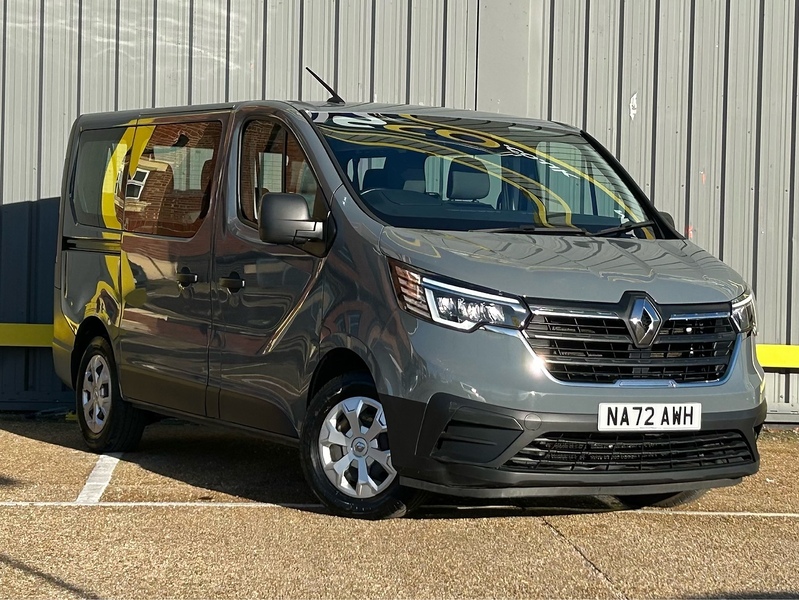 Renault 2.0 dCi SL28 Business Minibus Double Cab 5dr Diesel EDC L1 H1 Euro 6 (s/s) (9 Seat) (150 ps)
