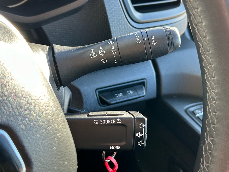 Renault 2.0 dCi SL28 Business Minibus Double Cab 5dr Diesel EDC L1 H1 Euro 6 (s/s) (9 Seat) (150 ps)