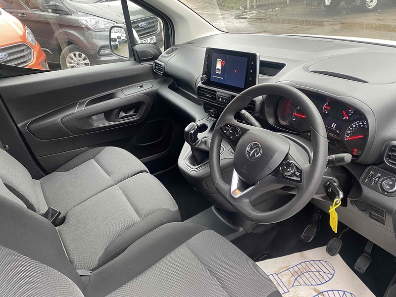 Vauxhall 1.5 Turbo D 2300 Sportive Panel Van 4dr Diesel Manual L1 H1 Euro 6 (100 ps)