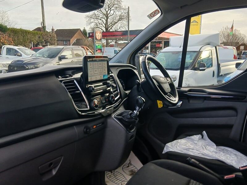 Ford 2.0 280 EcoBlue Limited Panel Van 5dr Diesel Manual L1 H1 Euro 6 (s/s) (130 ps)