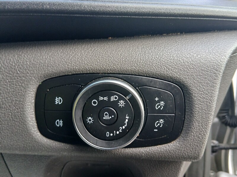 Ford 2.0 280 EcoBlue Limited Panel Van 5dr Diesel Manual L1 H1 Euro 6 (s/s) (130 ps)