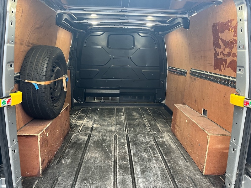 Ford 2.0 280 EcoBlue Limited Panel Van 5dr Diesel Manual L1 H1 Euro 6 (s/s) (130 ps)