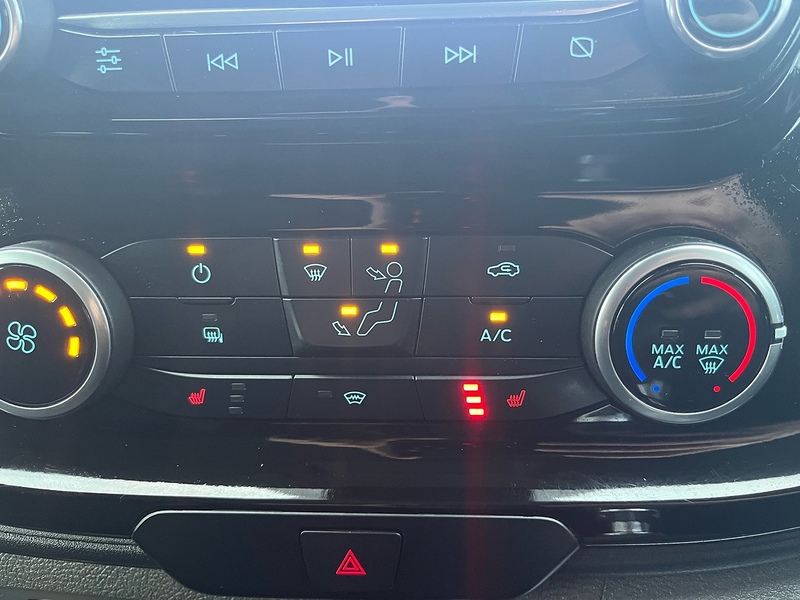 Ford 2.0 280 EcoBlue Limited Panel Van 5dr Diesel Manual L1 H1 Euro 6 (s/s) (130 ps)