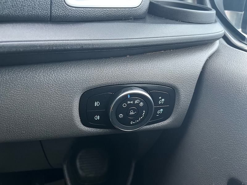 Ford 2.0 280 EcoBlue Limited Panel Van 5dr Diesel Manual L1 H1 Euro 6 (s/s) (130 ps)