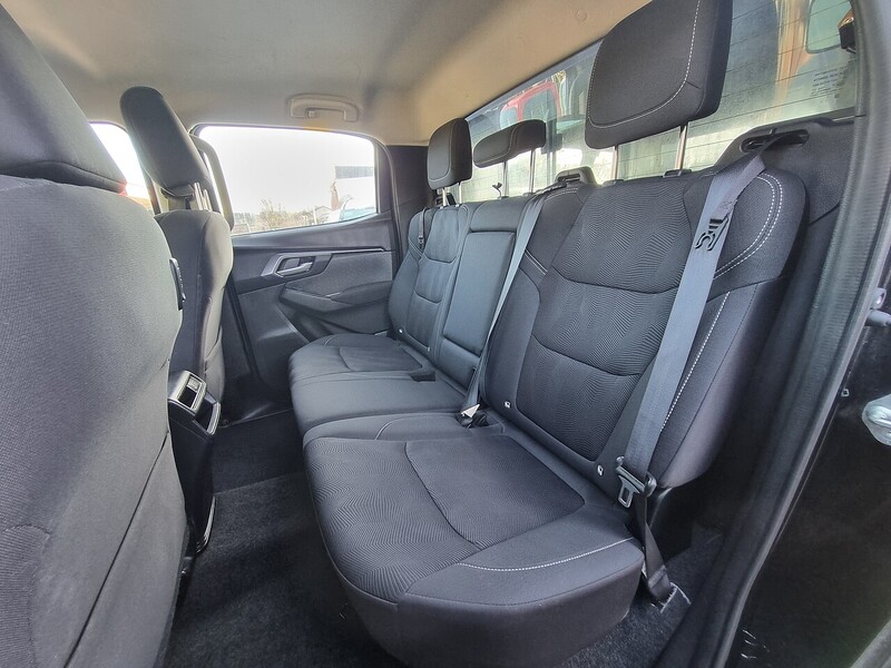 Isuzu 1.9 TD DL20 Pickup Double Cab 4dr Diesel Manual 4WD Euro 6 (s/s) (164 ps)